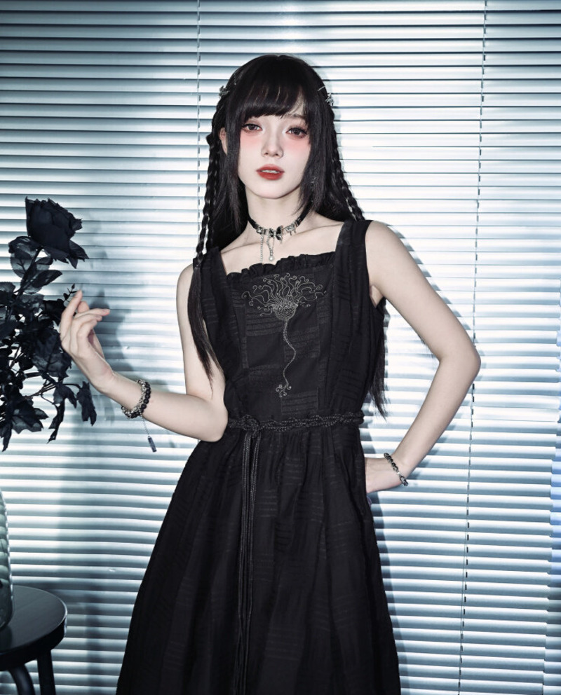 Knitted Vest Women - New Crinoid Embroidery Black Double Layer