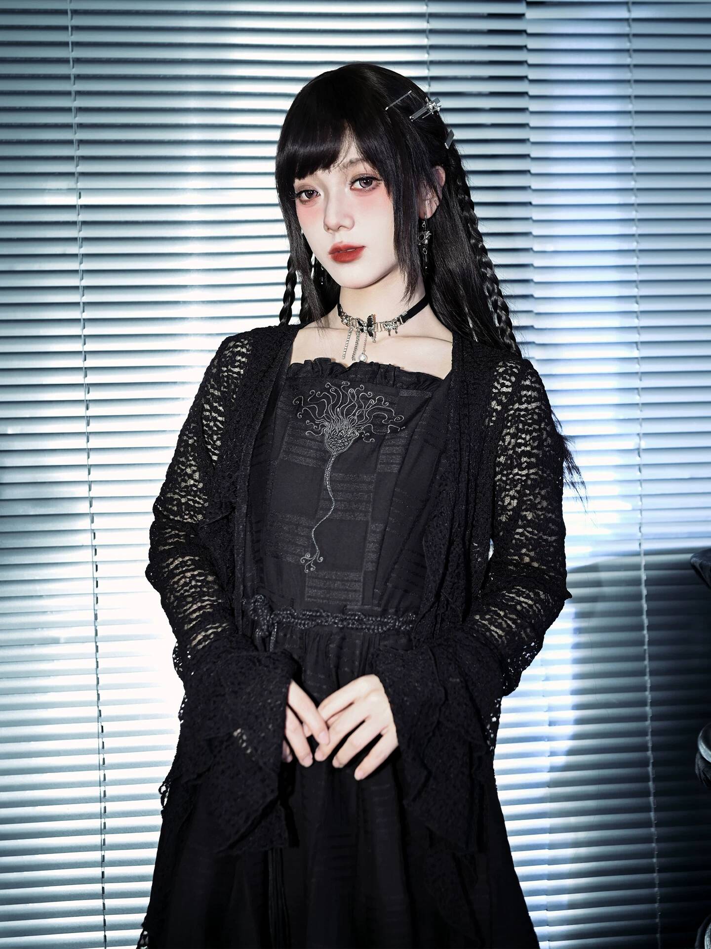 New Crinoid Embroidery Black D - Knitted Vest Women recension och pris